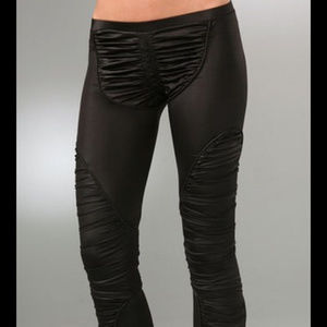 Rippled Black Sleek Leggings Mid Rise RARE